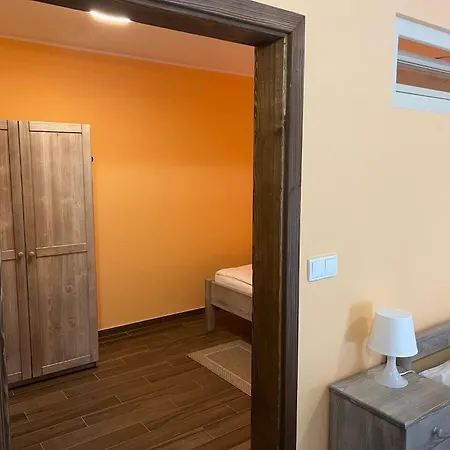 Apartament Zadov *
